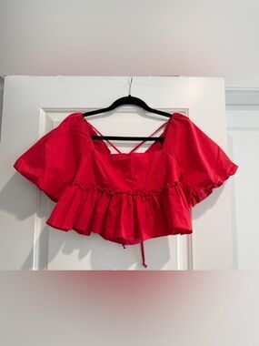 NWOT Kimchi Blue Ruffle Detail Bubble Sleeve Crop Top